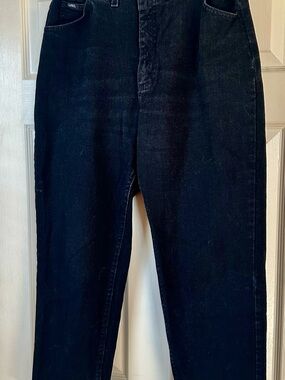 Lee Women’s Straight-Leg Jeans in Black Denim